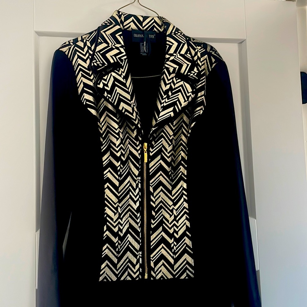 Frank Lyman jacket. Brand new Super Chic